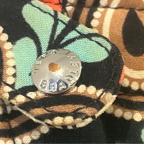 Vera Bradley Push Lock Wristlet Wallet  in "Lola" Pattern Zipper Nice - Picture 7 of 11